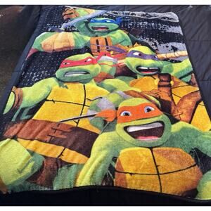 TEENAGE MUTANT NINJA TURTLES FLEECE BLANKET NICKELODEON 38 x 50 Missing Tag
